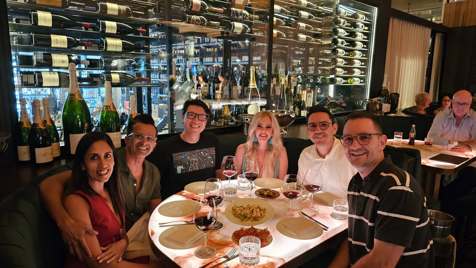 Brisbane Members' Dinner — Flights Club members at a Brisbane restaurant table.